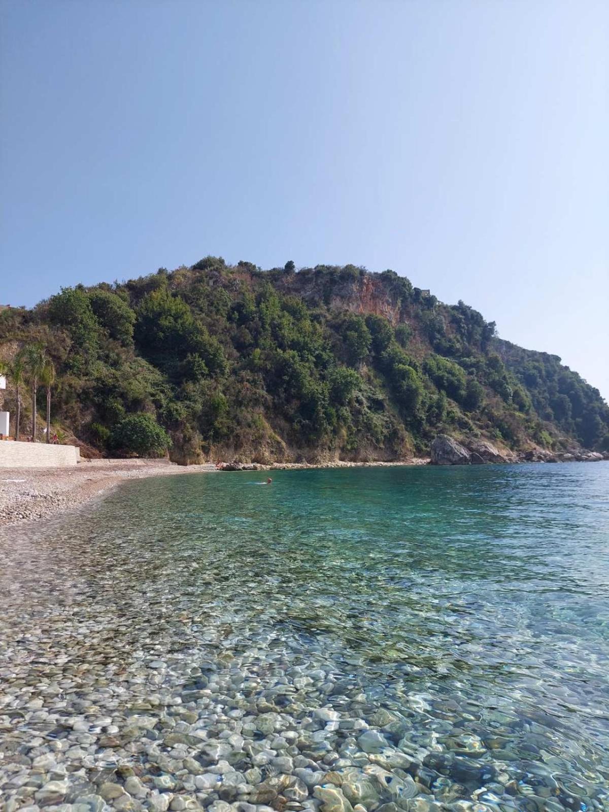 Elizabeth Apartments Himare Exterior foto