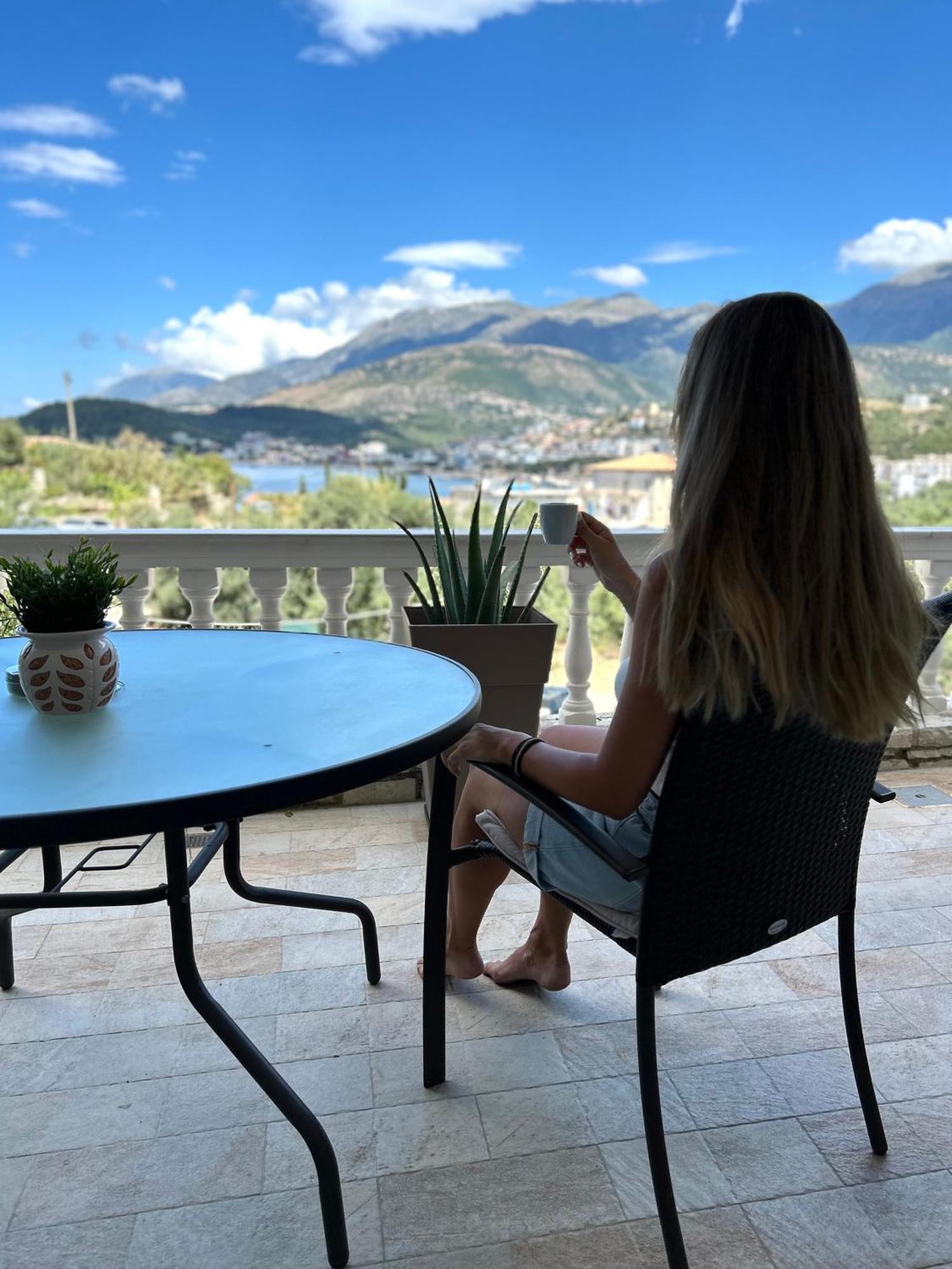 Elizabeth Apartments Himare Exterior foto